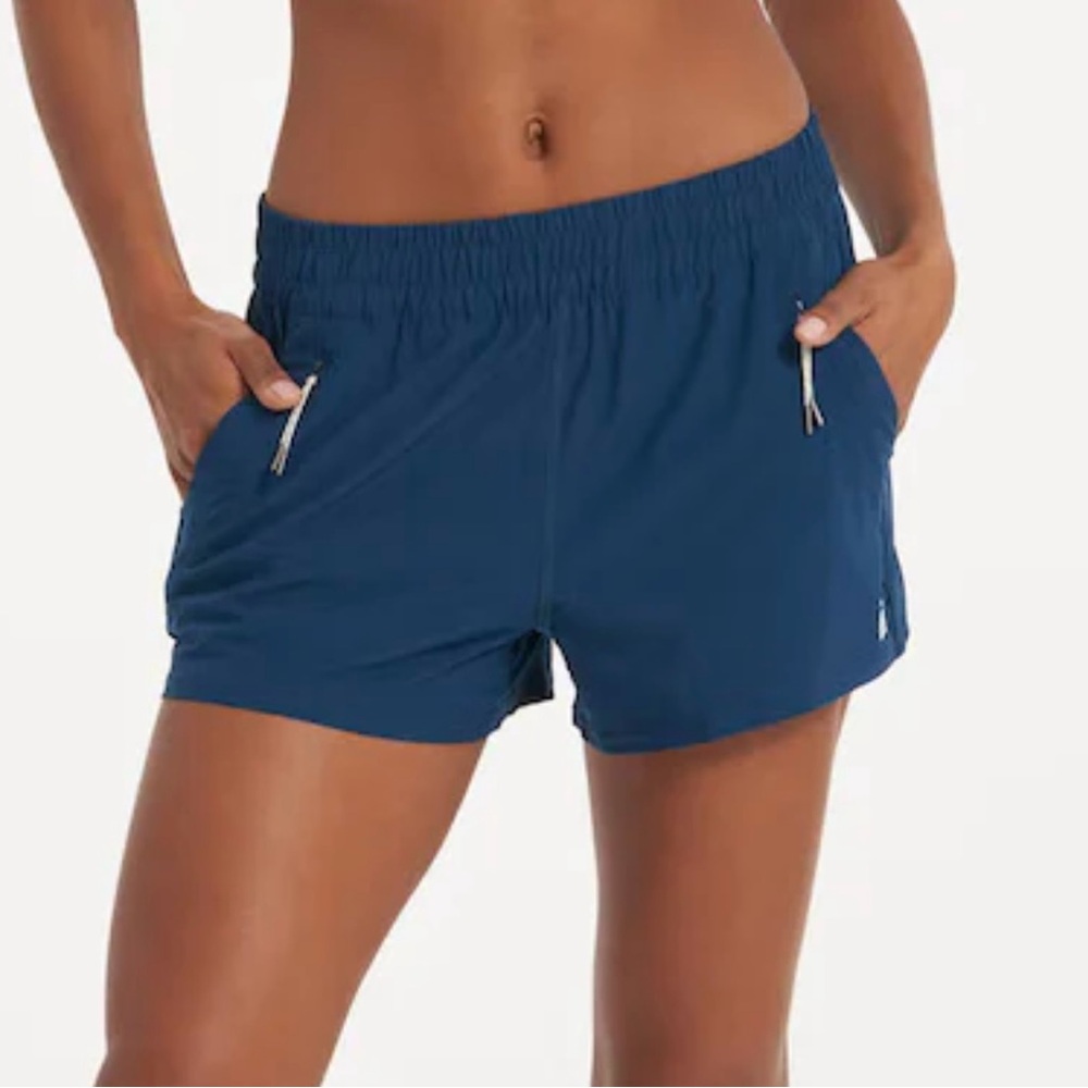 Vuori Dash Shorts Cosmo